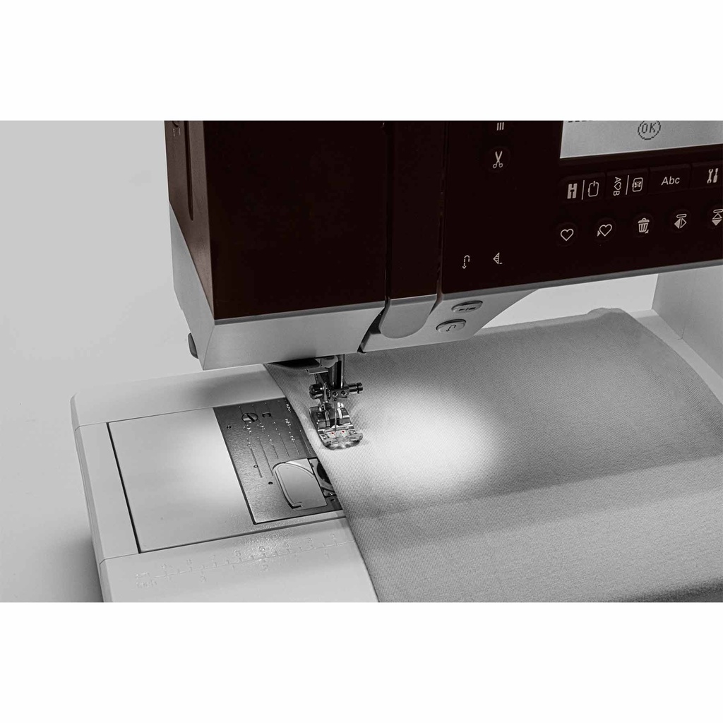 PFAFF creative ambition 640 - 8